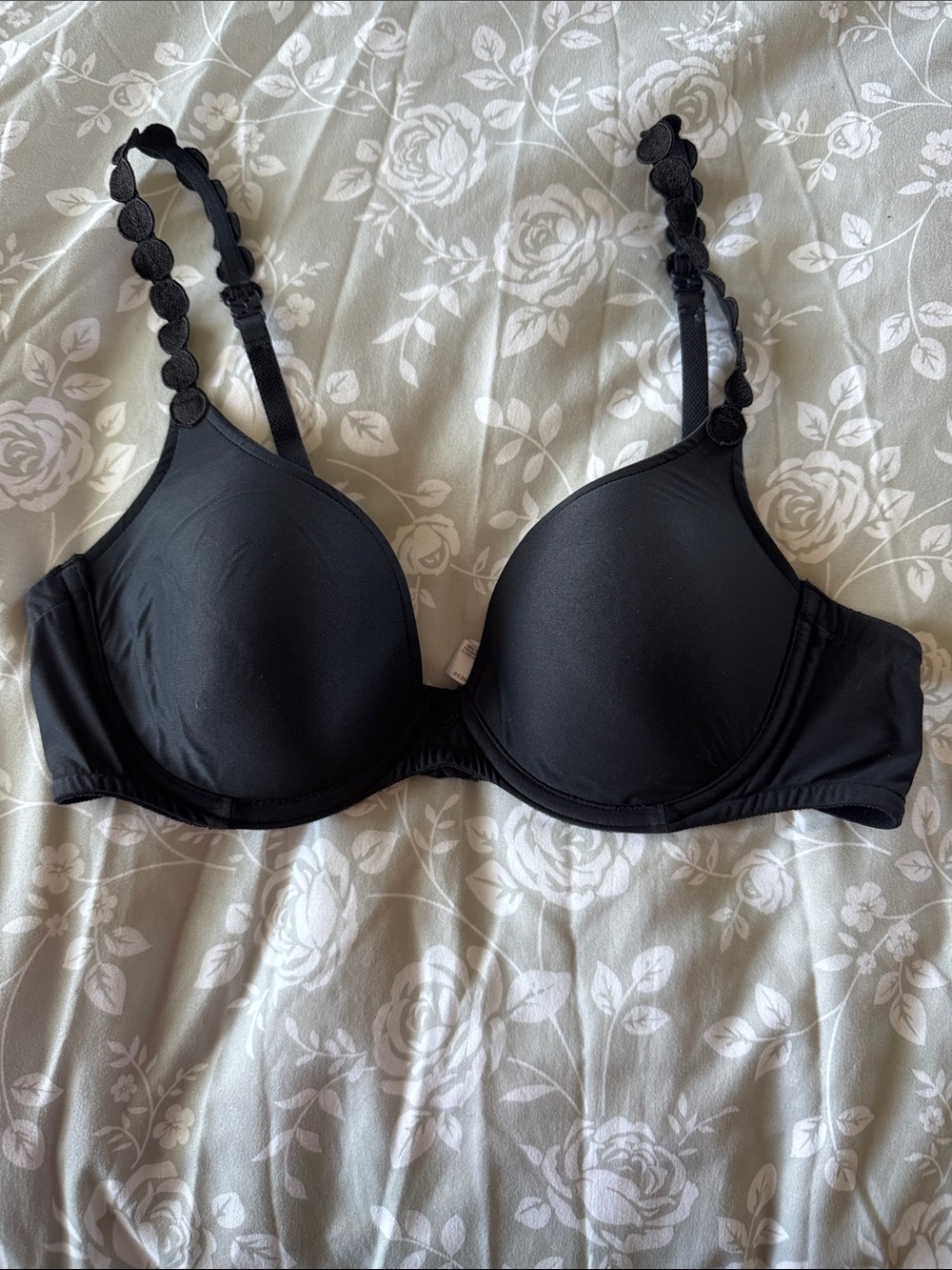 Marie Jo Everyday Smooth Black T-Shirt Bra with Decorative Straps